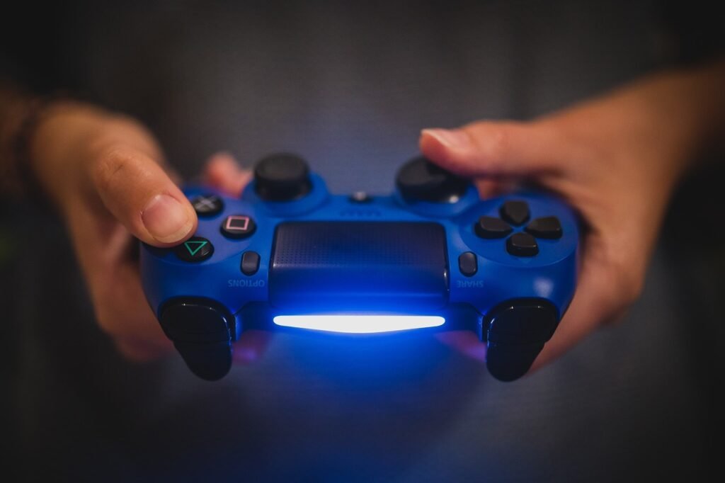 découvrez la nouvelle playstation 5 pro, une console de jeu révolutionnaire offrant des graphismes époustouflants, des temps de chargement ultra-rapides et une expérience immersive inégalée. préparez-vous à plonger dans des mondes virtuels avec des performances de pointe et un large éventail de jeux exclusifs.