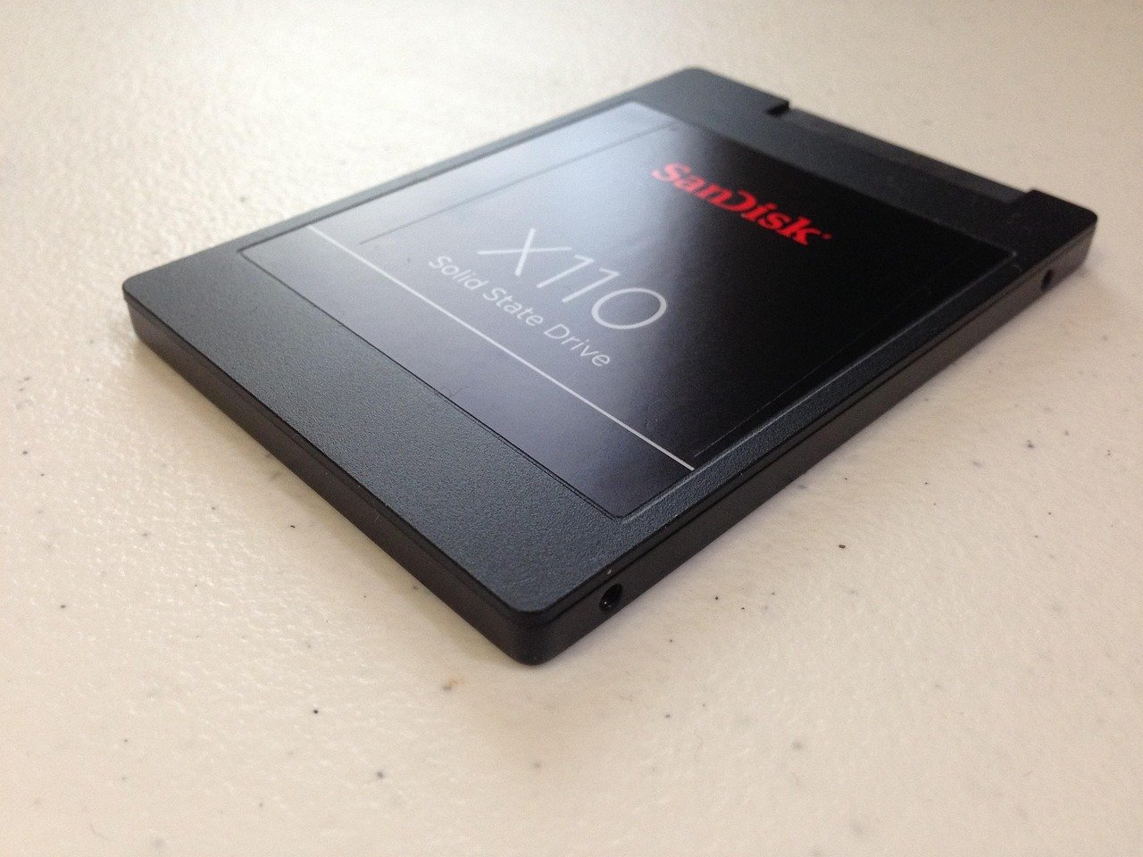 découvrez tout sur les ssd : des informations sur leur technologie, leurs avantages, et comment choisir le meilleur modèle pour améliorer les performances de votre ordinateur.